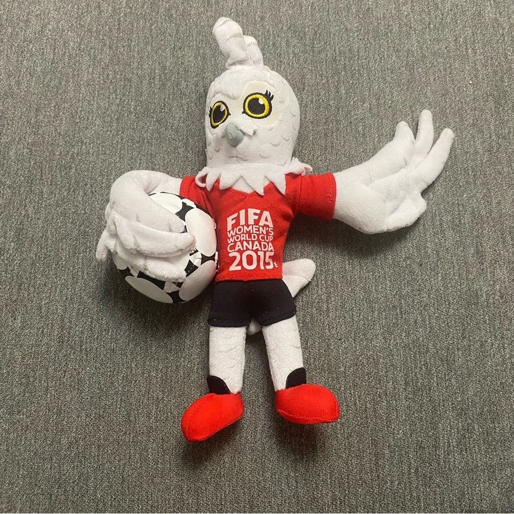 FIFA Shuéme 2015 Canadian Women's
World Cup Mascot plush Owl toy